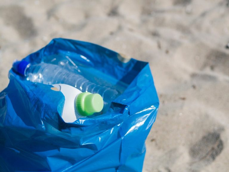 Wajib Bawa Tumbler! Daerah Ini Mulai Tinggalkan Botol Plastik