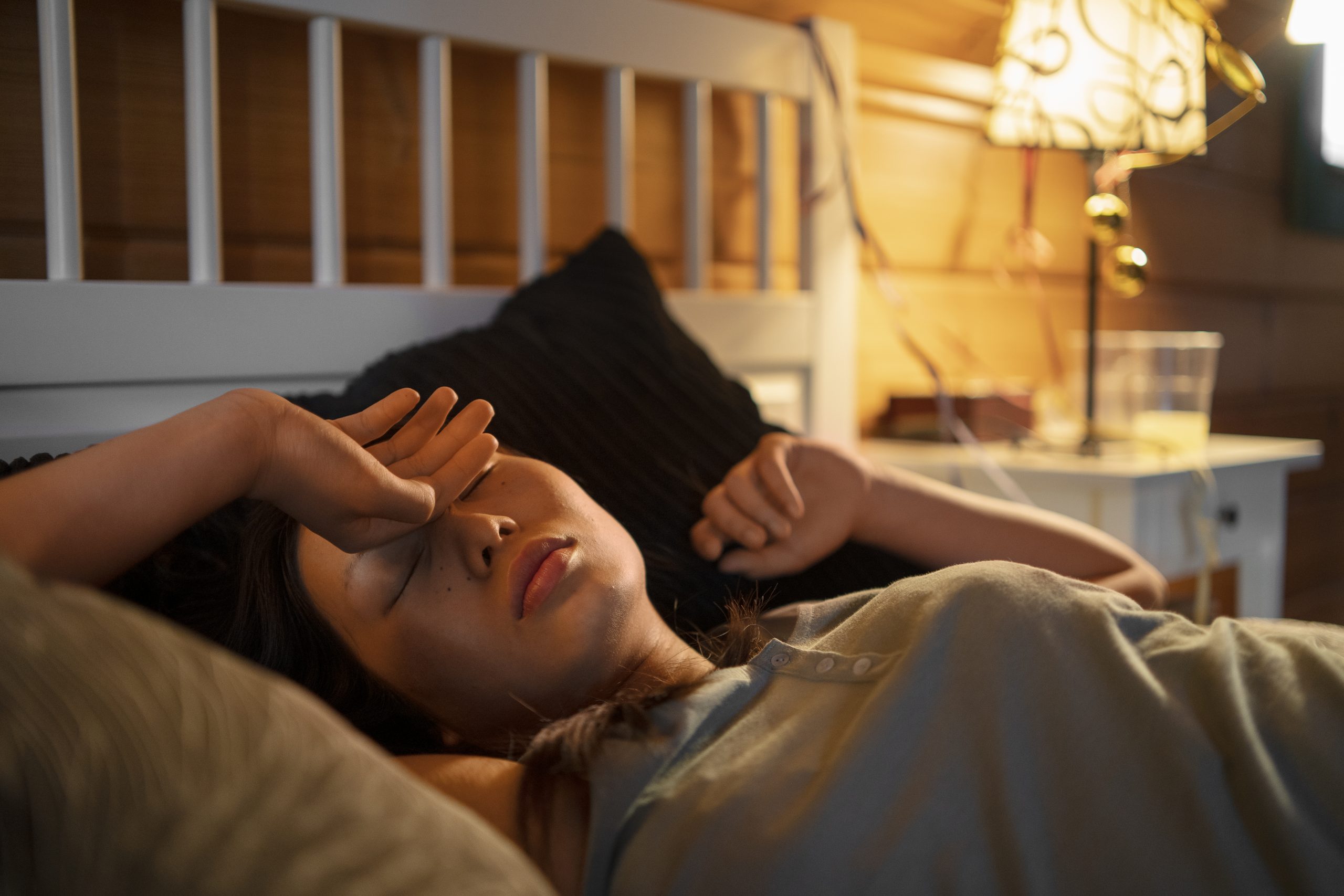 Apa yang Terjadi Jika Minum Air Putih Sebelum Tidur?