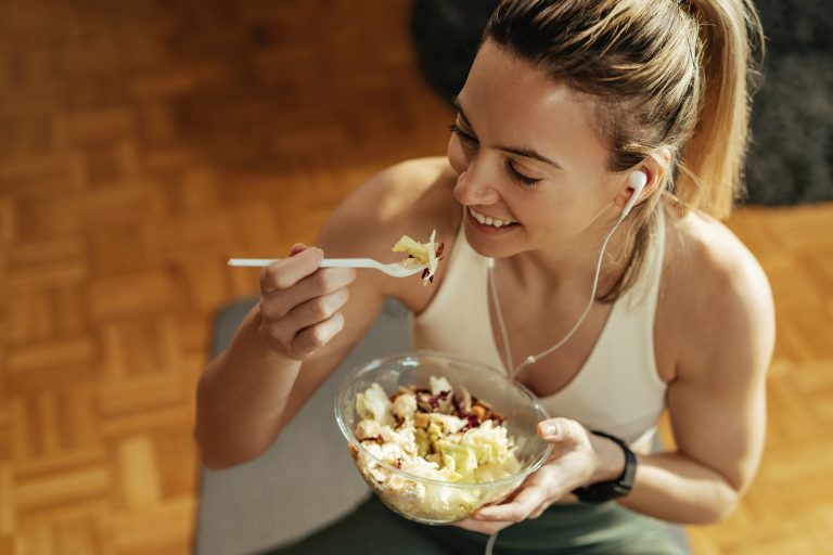 Jangan Makan Ini Setelah Olahraga, Bahaya Buat Tubuh!