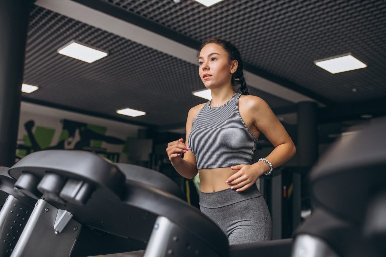 Strategi Hidrasi yang Jarang Dibahas di Dunia Gym