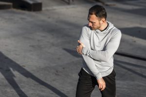 Sering Kram Otot Tanpa Sebab? Cek Asupan Cairanmu