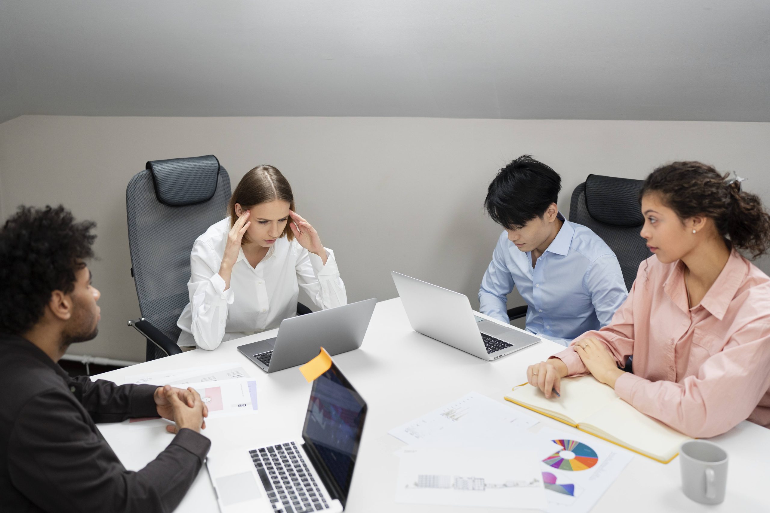 Sering Blank Saat Meeting? Bisa Jadi Tubuhmu Butuh Air