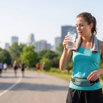 Setelah Lari Apakah Boleh Minum Air Dingin?