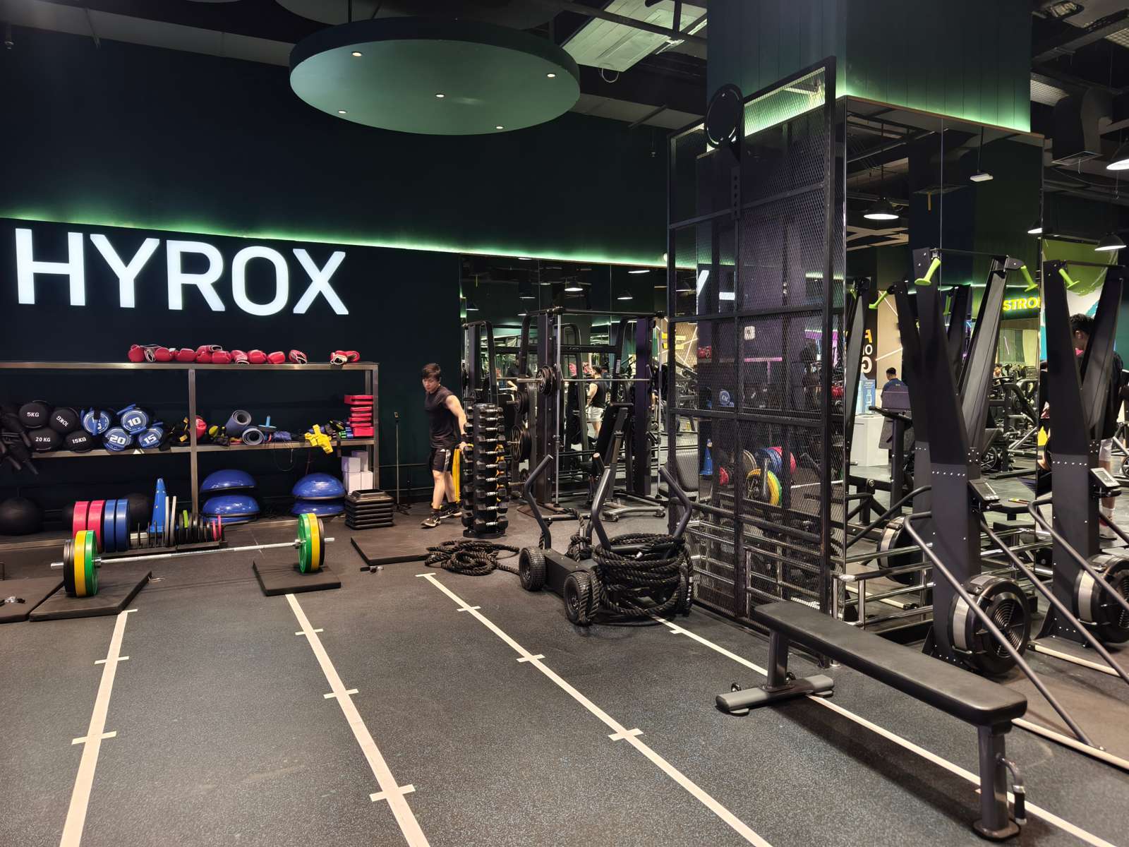 Cari Kelas Hyrox di PIK atau Kelapa Gading? Ini Pilihan Gym untuk Latihan Hyrox di Jakarta Utara